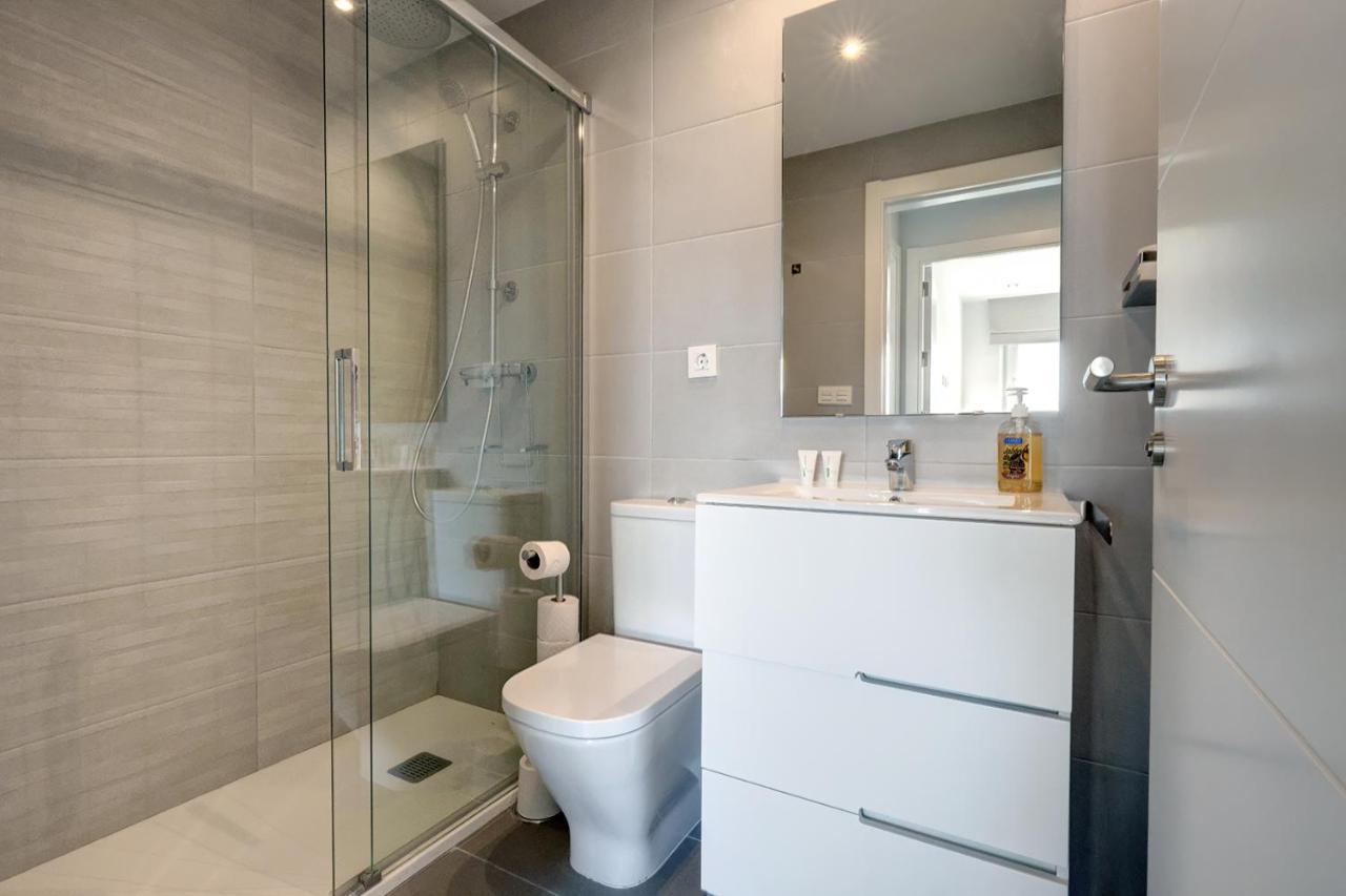 Brand New Apartment With Pool And Sea View In マルベーリャ エクステリア 写真