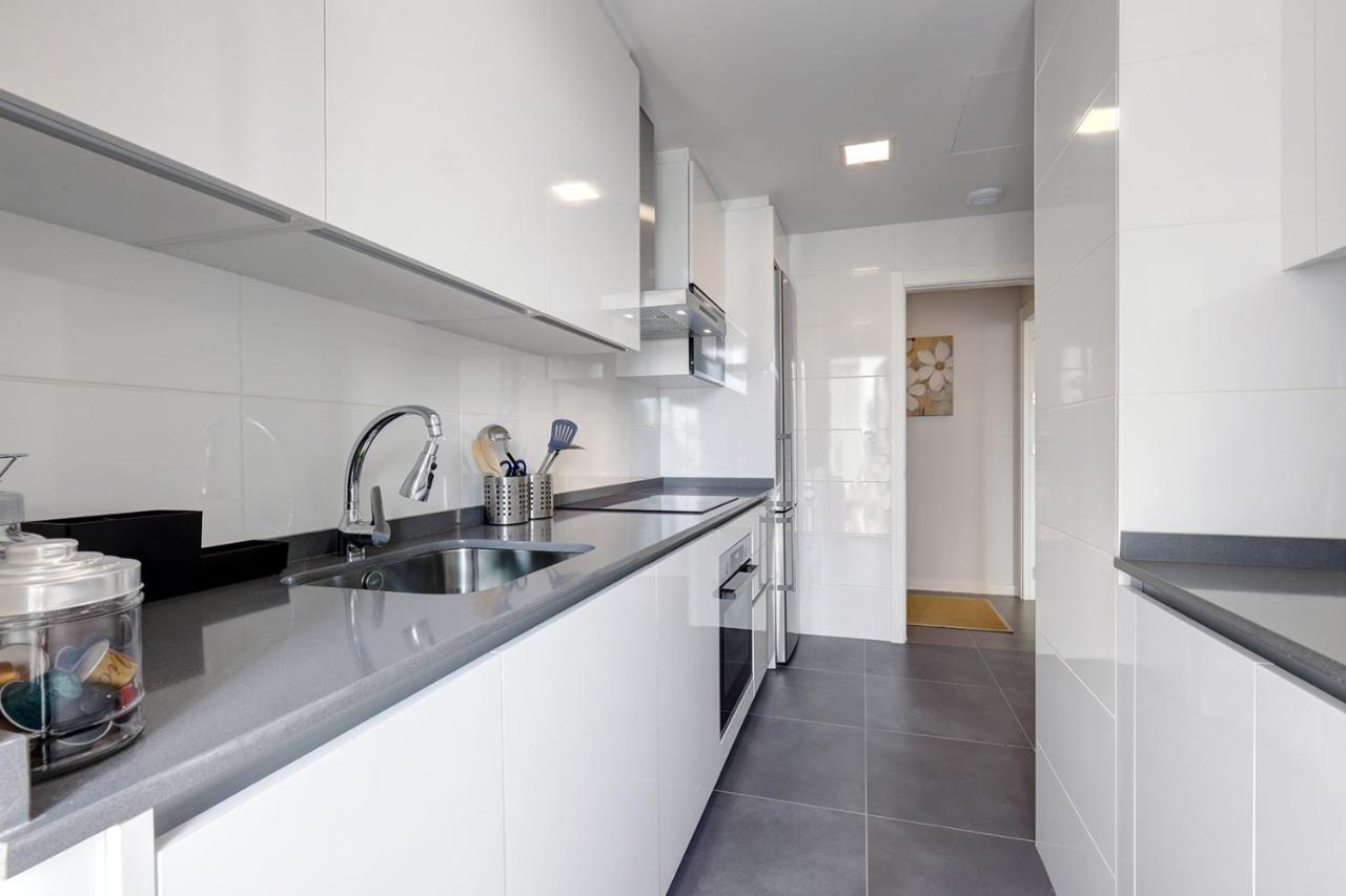 Brand New Apartment With Pool And Sea View In マルベーリャ エクステリア 写真